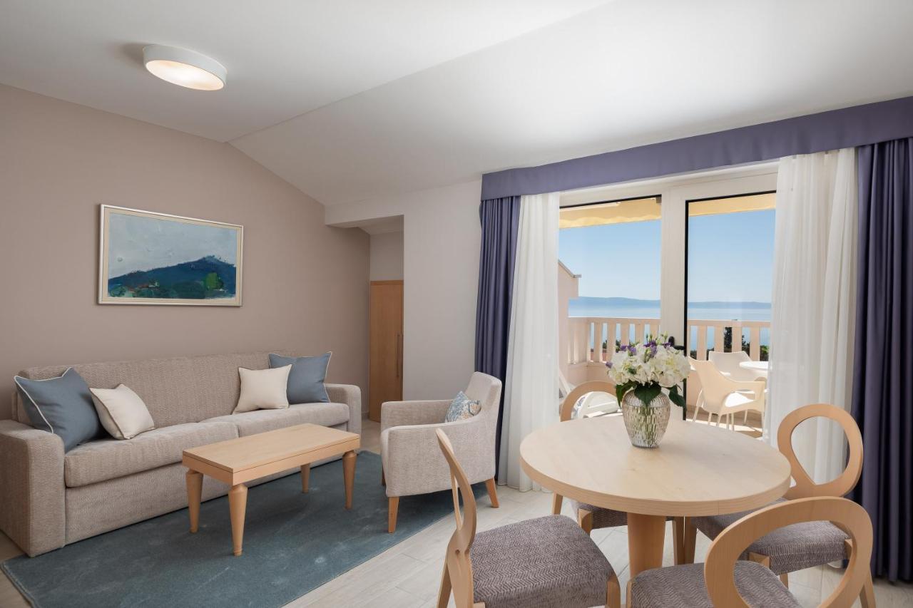 Aparthotel Flora Tucepi Ngoại thất bức ảnh