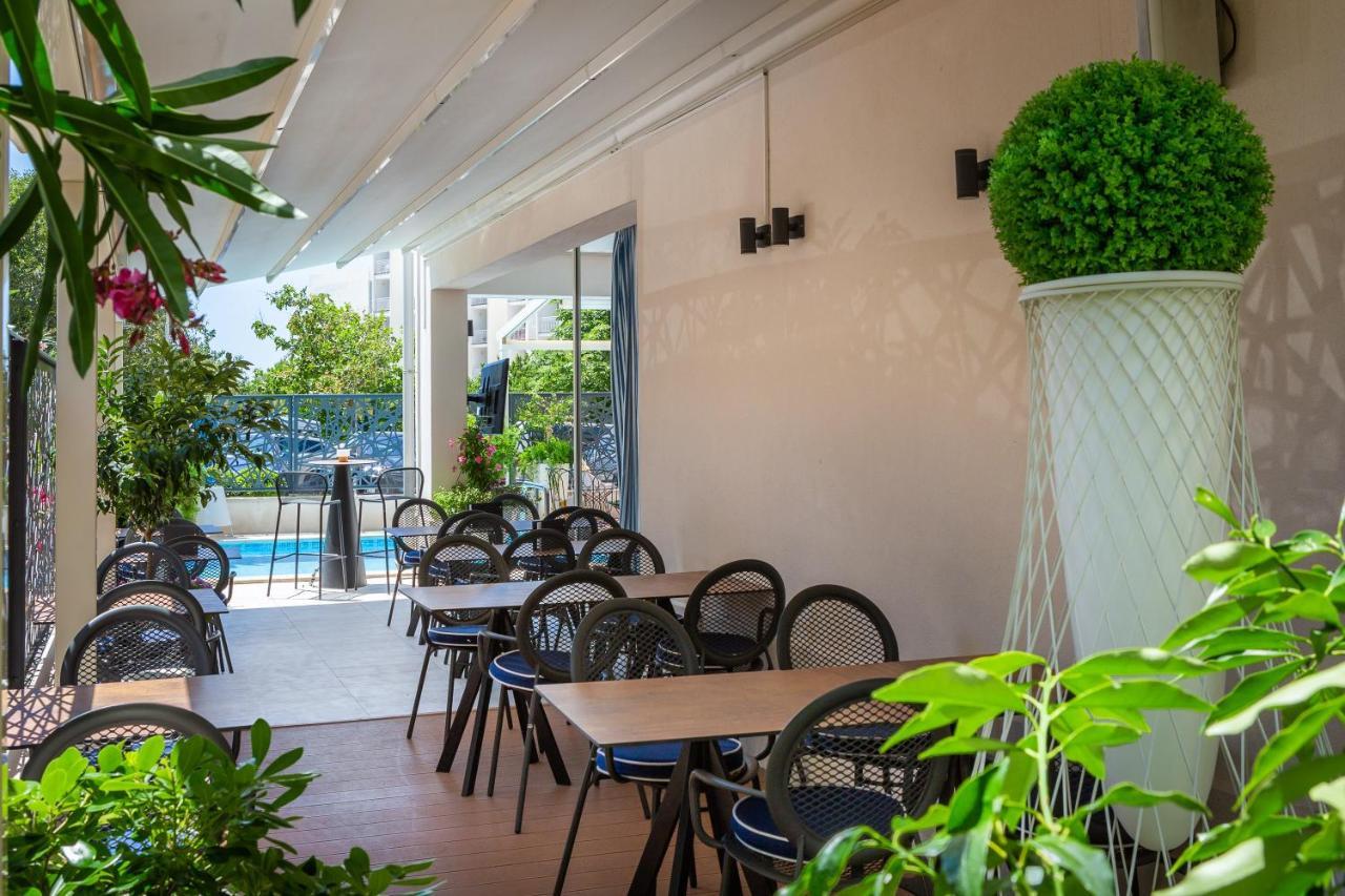 Aparthotel Flora Tucepi Ngoại thất bức ảnh