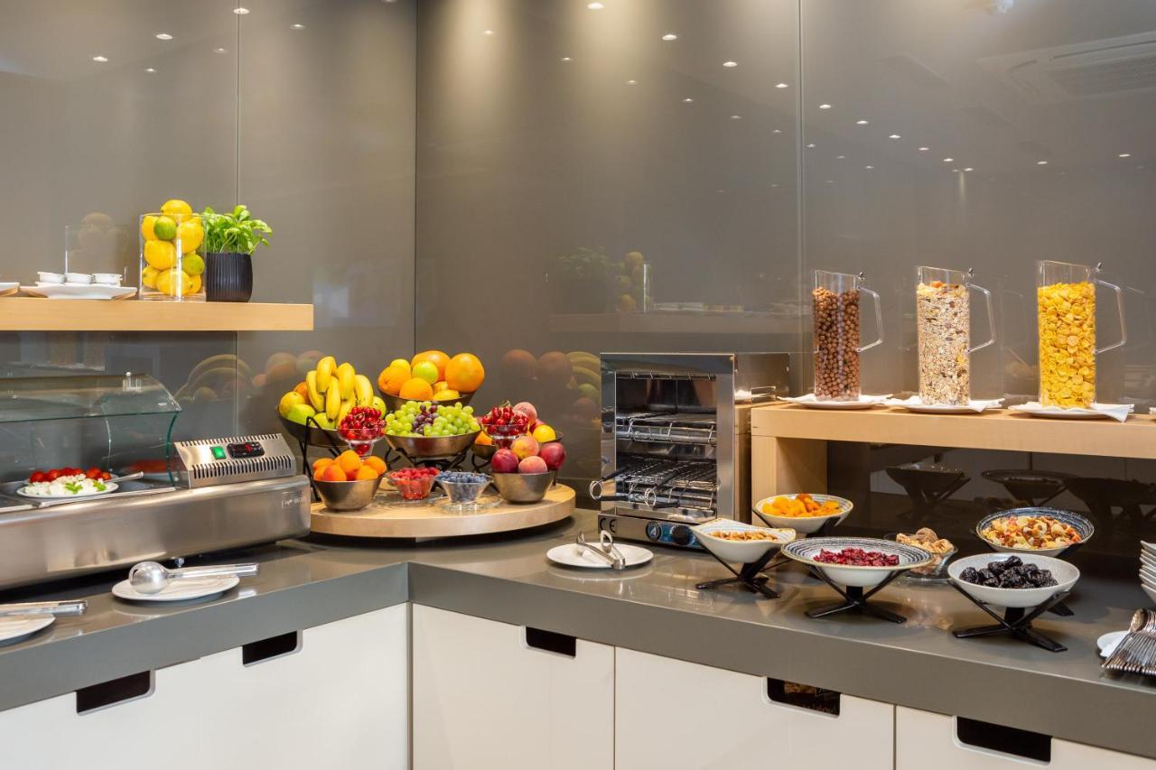 Aparthotel Flora Tucepi Ngoại thất bức ảnh